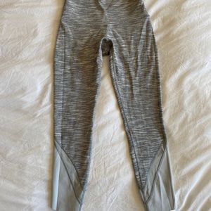 Lululemon Wunder Under 7/8 Scallop Tights